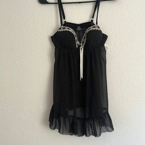 Black polka dot slip